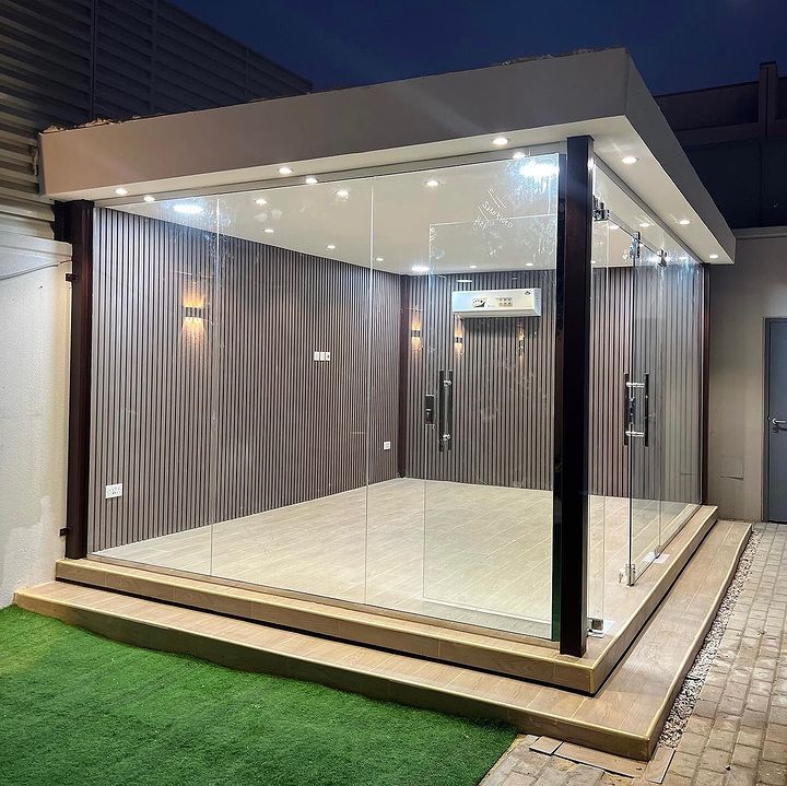 الجلسات والمظلات تنسيق حدائق في الرياض – تصميم حديقة مودرن